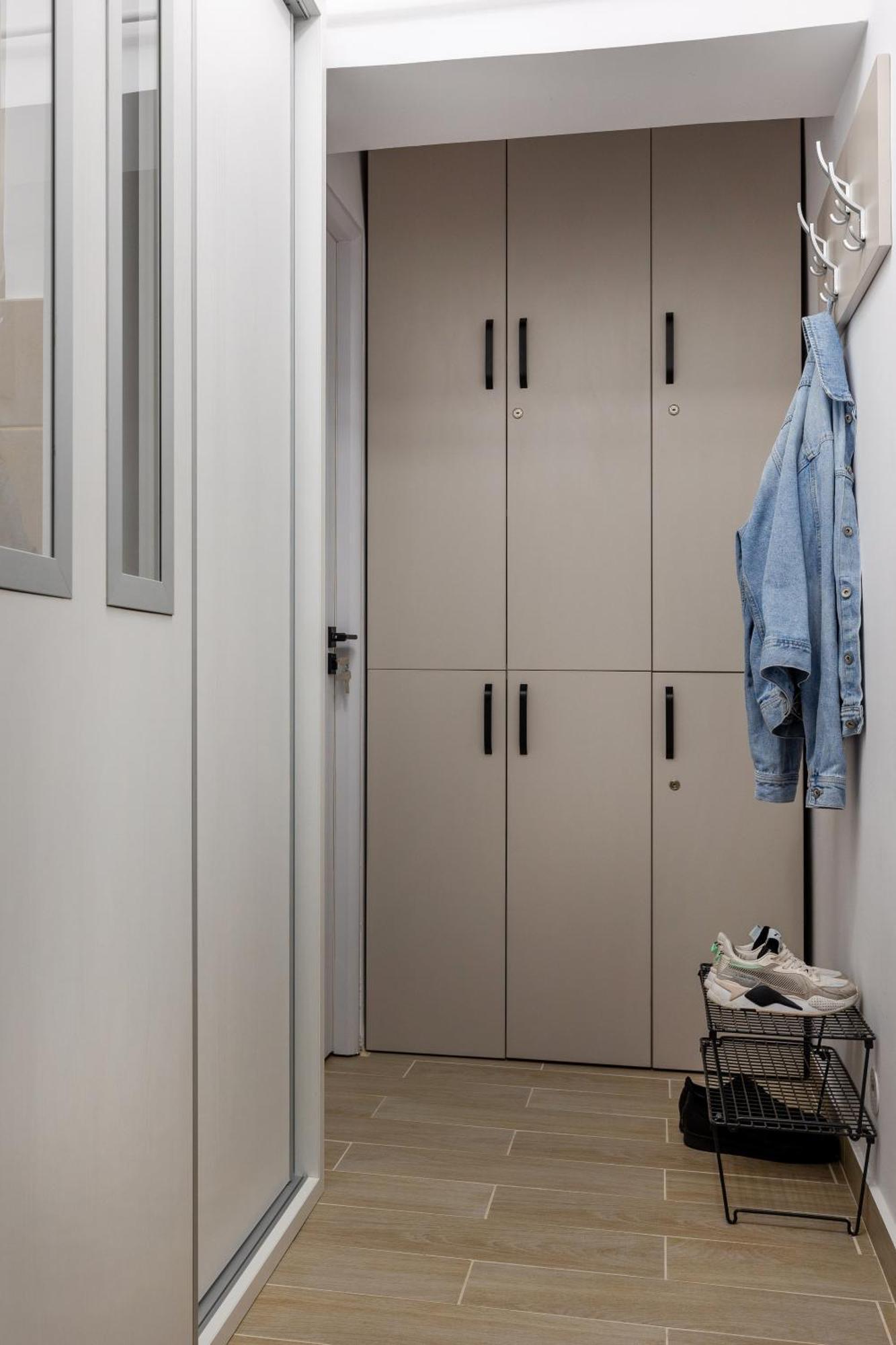 Minerva Studio Craiova Apartment Exterior photo